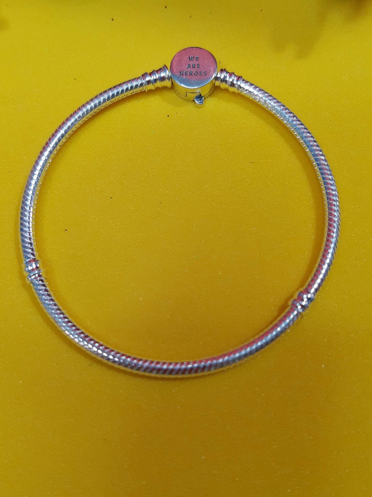 Brazalete Avengers (Plata)