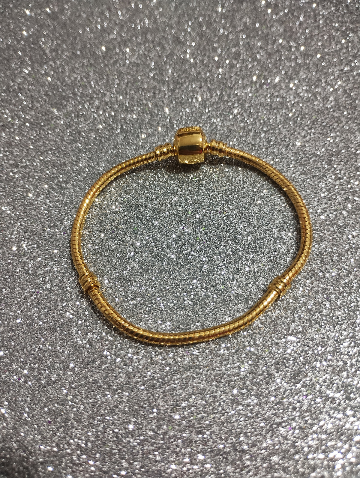 Brazalete Barrilito Oro (Acero)