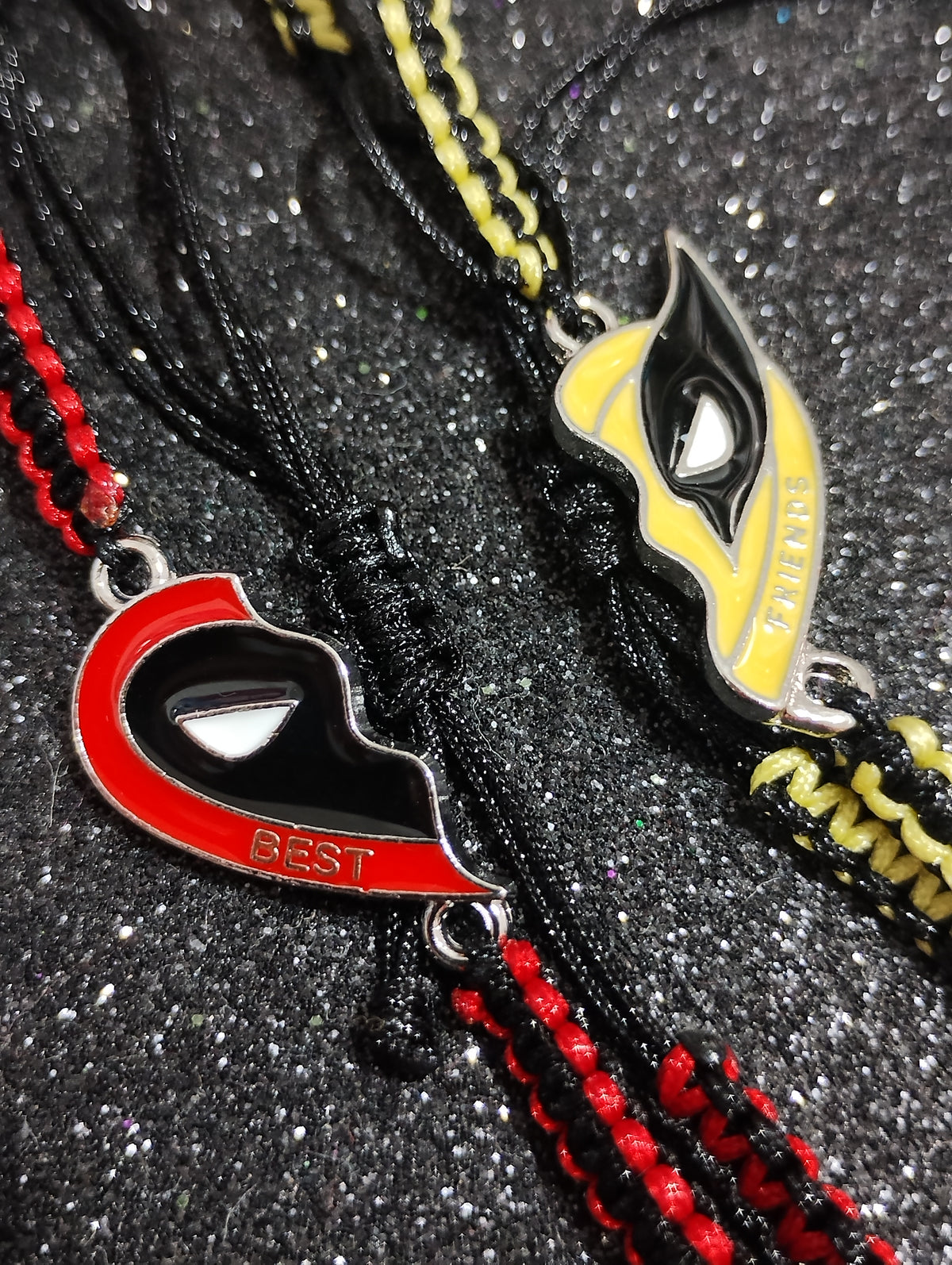 Pulseras tejidas Deadpool & Wolverine 💓