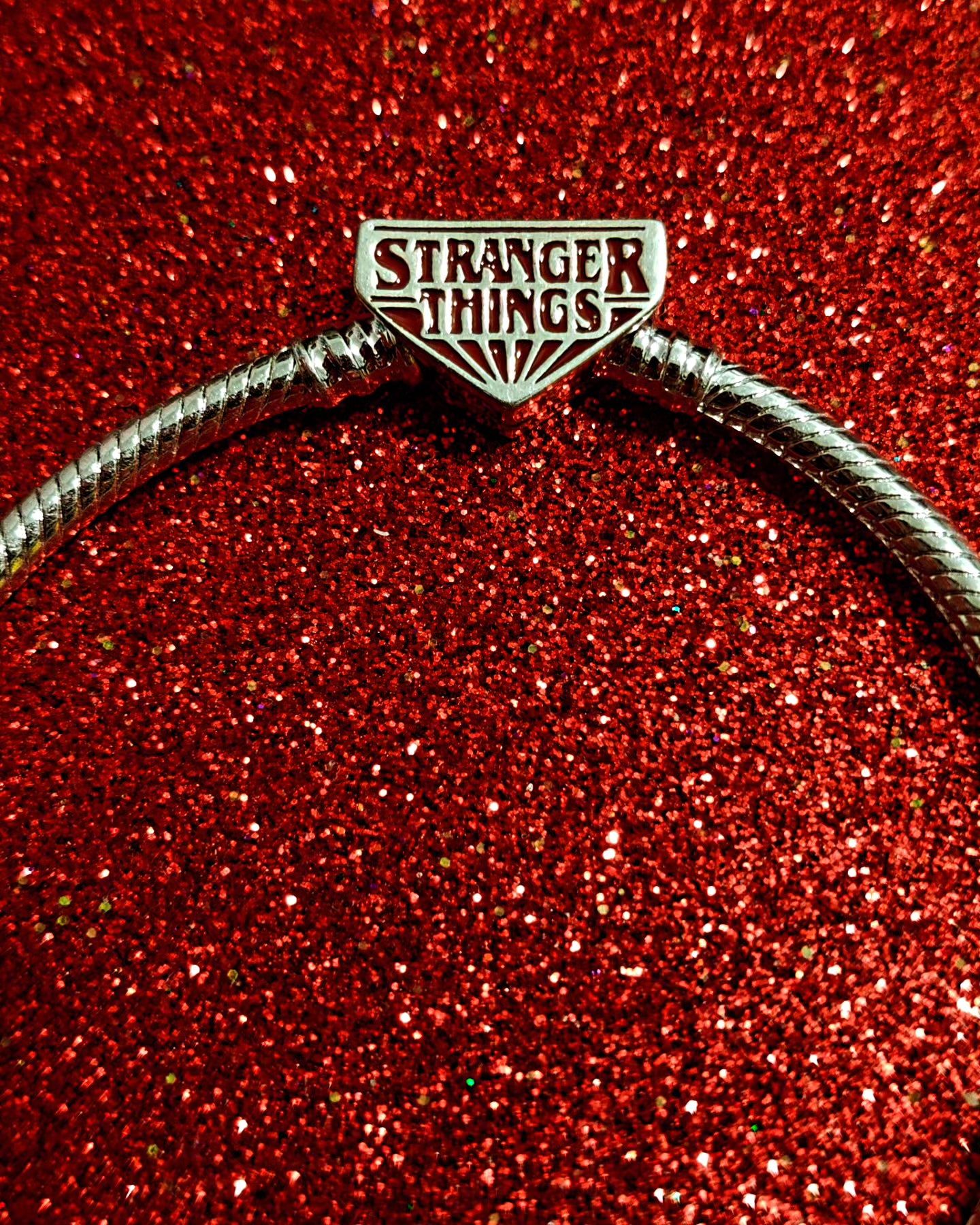 Brazalete Stranger Things 💚