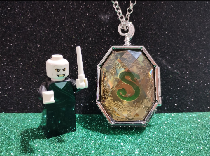 Guardapelo de Salazar Slytherin 🐍