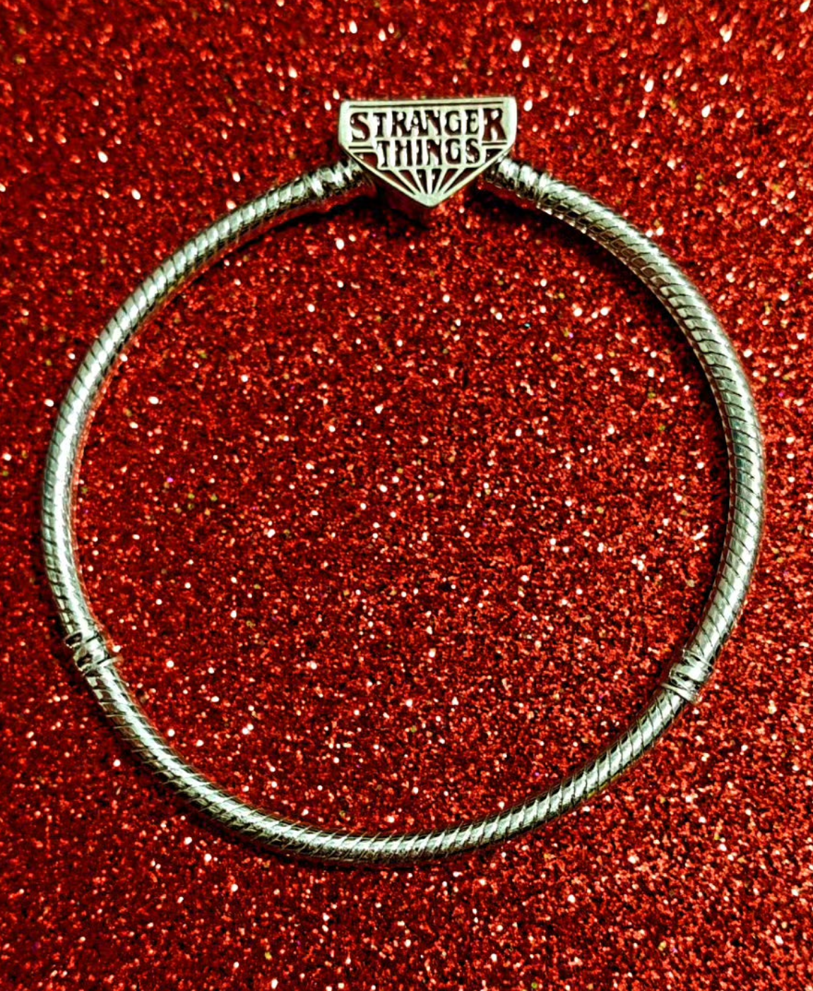 Brazalete Stranger Things 💚