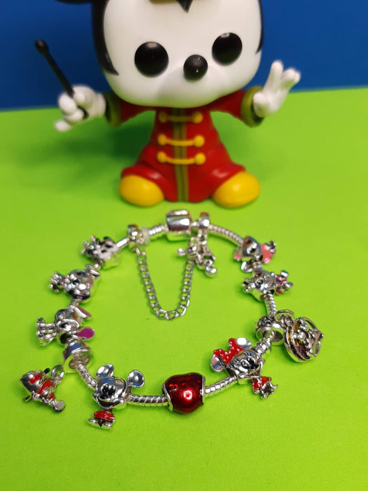 Animalitos y Mickey 🐱🐶