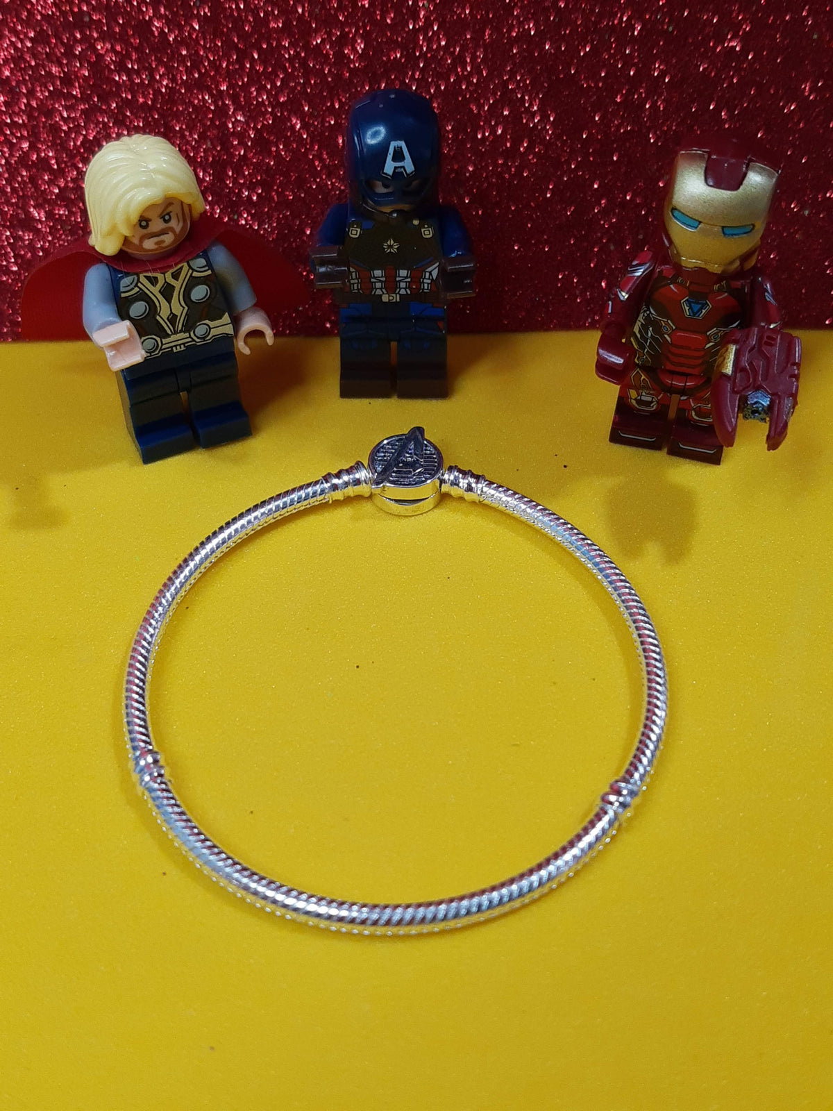 Brazalete Avengers (Plata)