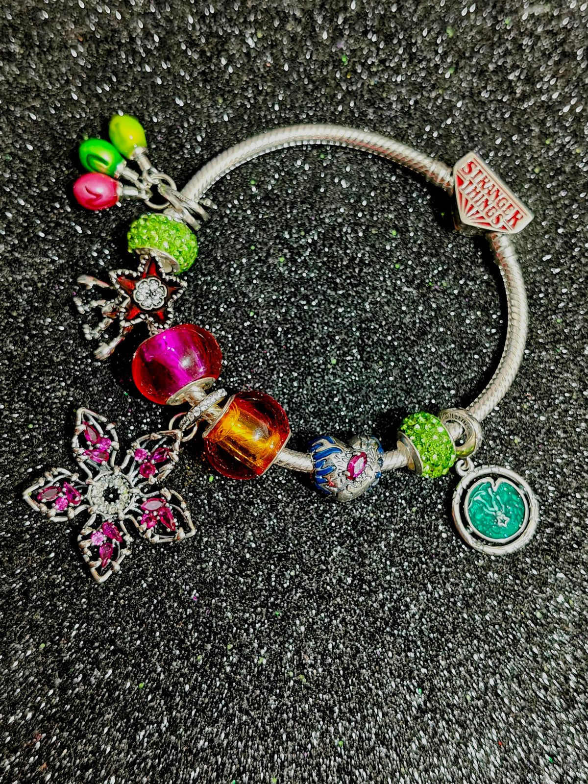 Stranger Things ⚡ (Plata)